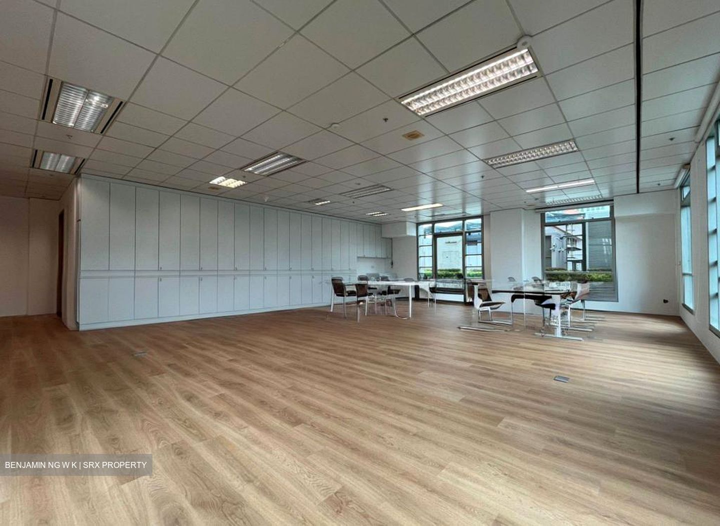 Bugis Junction (D7), Office #533730341